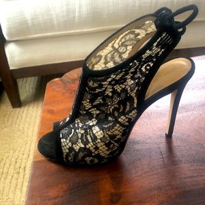 M Gemi lace heels